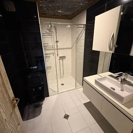 Lada Apartment *